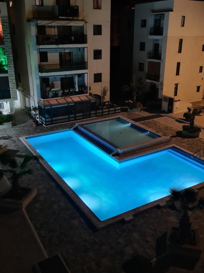 Beautiful Central Apartment With Pool เซนต์พอลส์เบย์ ภายนอก รูปภาพ